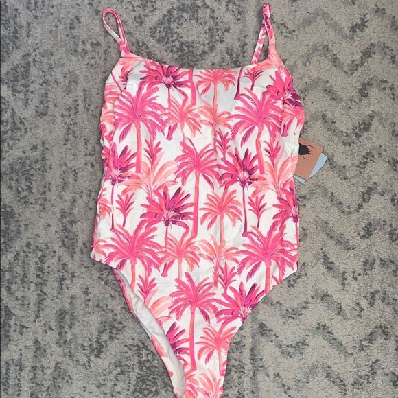 Shade & Shore Other - Shade & Shore Women’s Size XL/16 Pink and White Tropical One Piece  Swimsuit-New